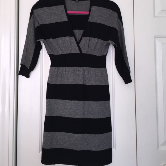 Express Dresses & Skirts - Express sweater dress🎀