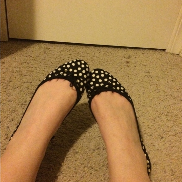 Polka dot flats