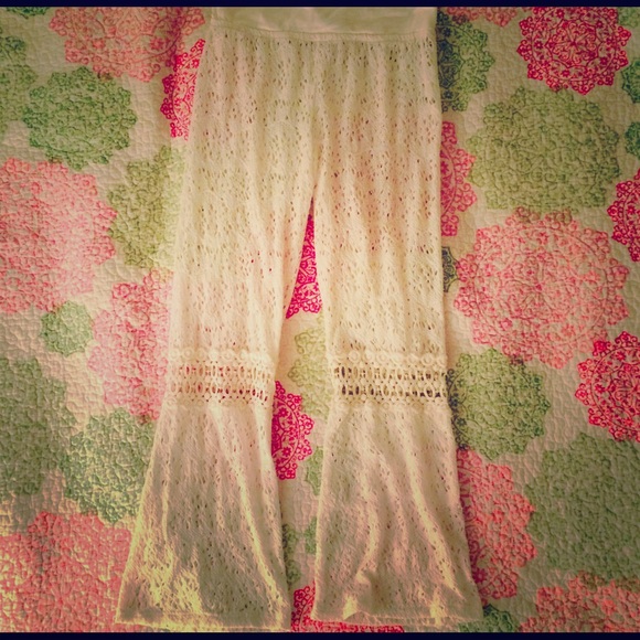 White crochet pants