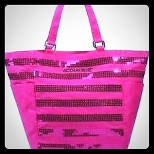 VS pink tote