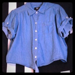 Cropped denim shirt.
