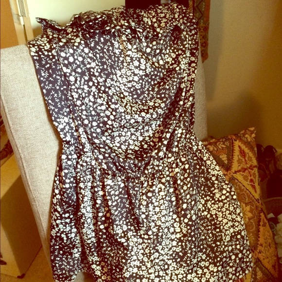 🌸 B&W Floral Romper