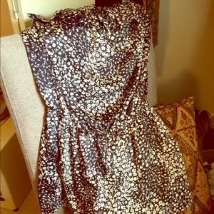 🌸 B&W Floral Romper