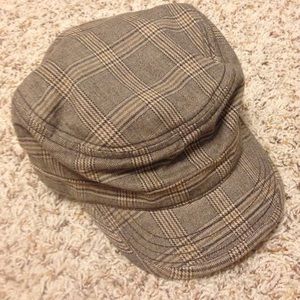 NWOT Women's Cotton Plaid Hat