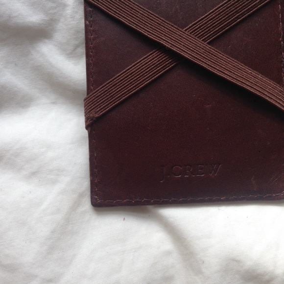⛔️SOLD On Ⓜ️ercari ⛔️J Crew Leather Magic Wallet