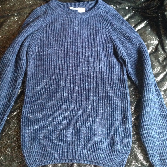 Navy blue knitted sweater
