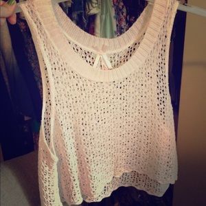 🌻 Cropped Crochet Top