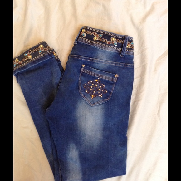 Skinny Jeans - Picture 1 of 3