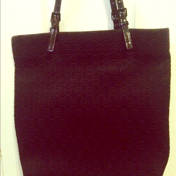 Authentic Michael Kors foam tote
