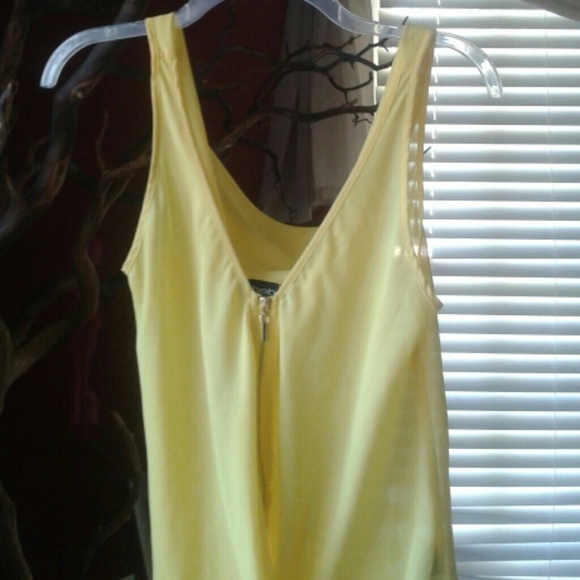 Yellow bebe top