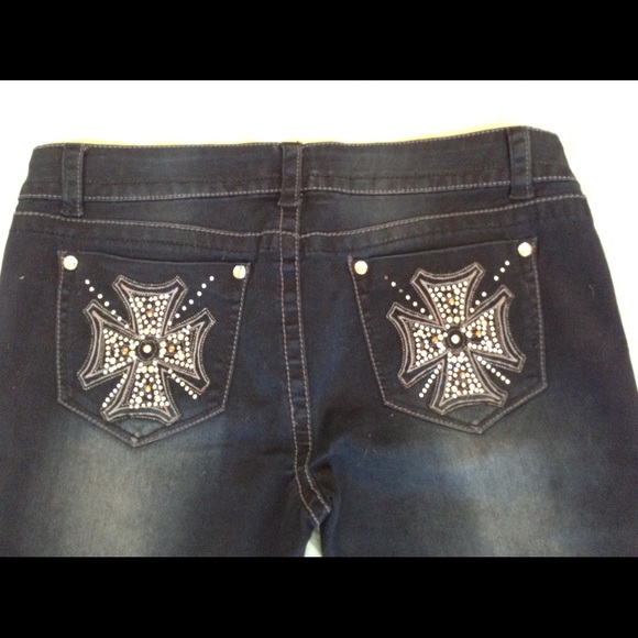 SOLD - Picture 3 of 3