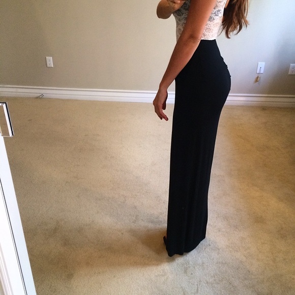 • SOLD • Style Stalker Slit Maxi Skirt XS - Picture 2 of 4