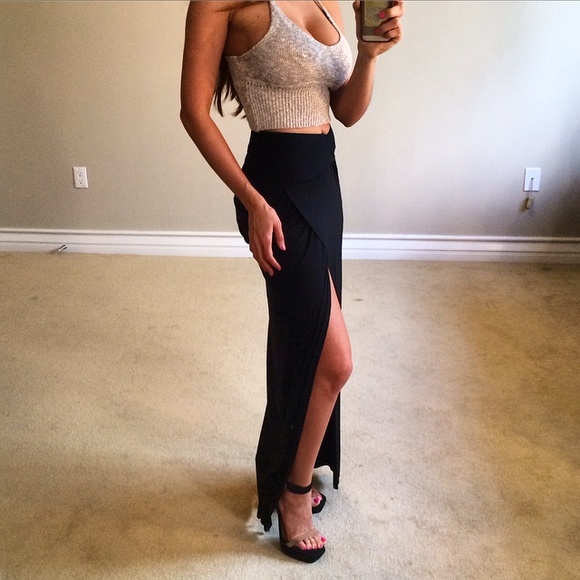 • SOLD • Style Stalker Slit Maxi Skirt XS - Picture 3 of 4