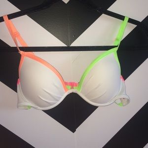 EXCLUSIVE VS PUSH UP SWIMSUIT