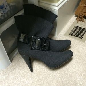 Women's black tweed Jessica Simpson booties