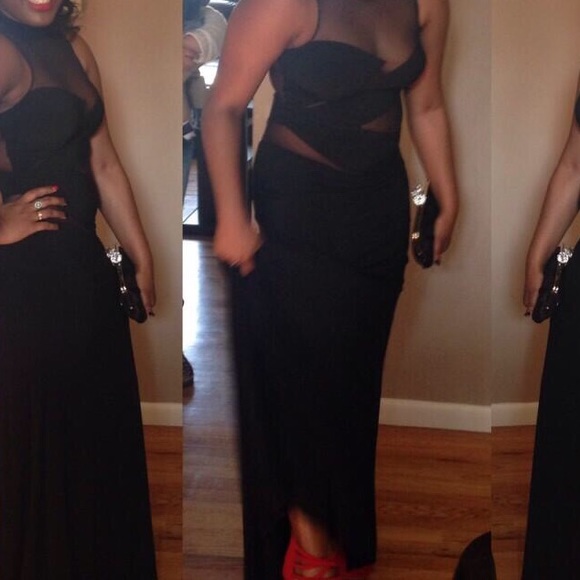 A black mesh dress - Picture 3 of 4