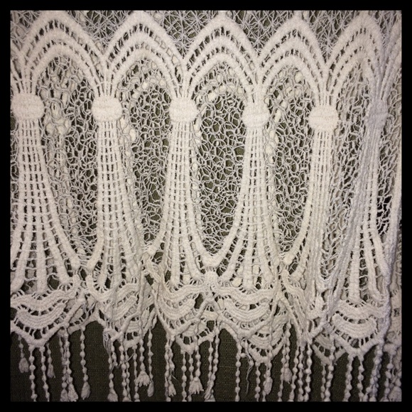 Lace Fringe Blouse - Picture 2 of 4