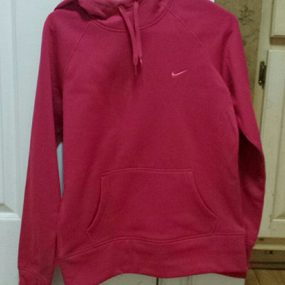 New Nike thermafit hoodie