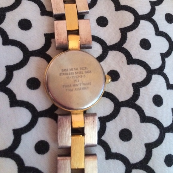 Watch - Picture 3 of 3