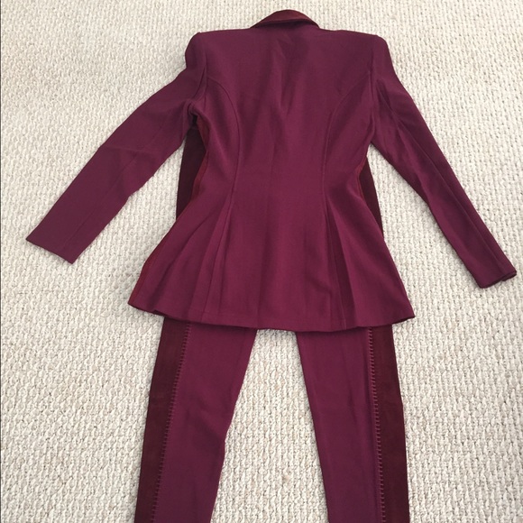 Cache 2Piece Sold - Picture 2 of 3