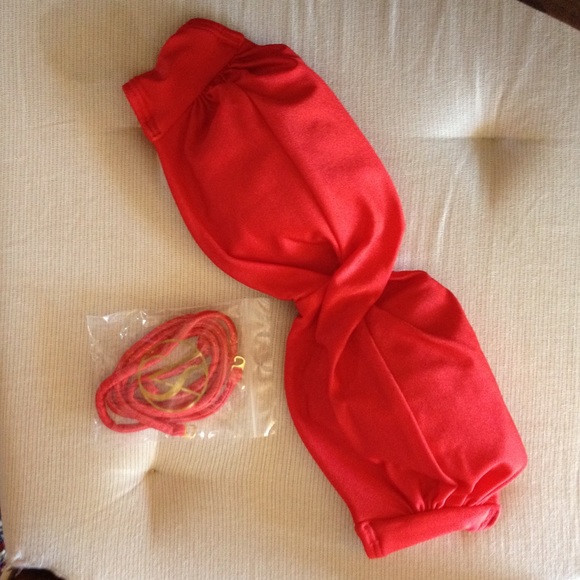 NWOT Victoria Secret Red Swim push-up bra