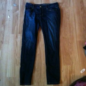 Woman's American Eagle Jeans Size 8