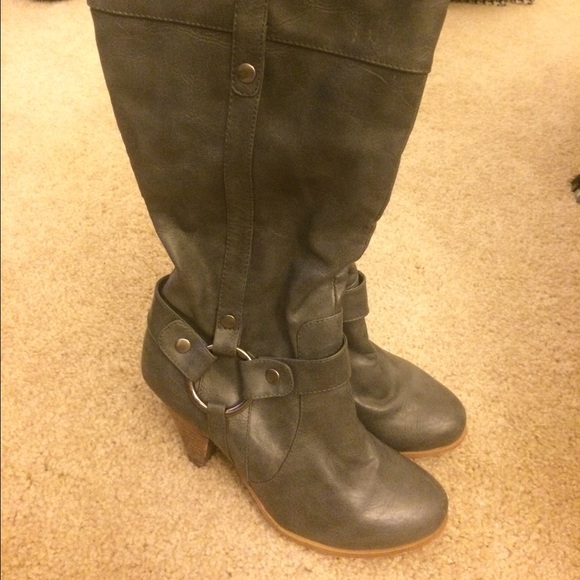 Steve Madden Marcyy boots
