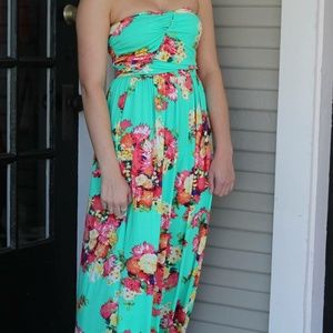 Gorgeous floral maxi