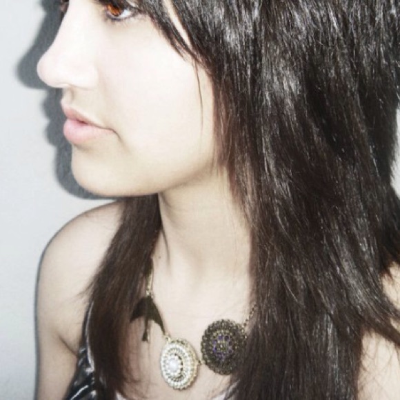 SUPER CUTE BRONZE NECKLACE