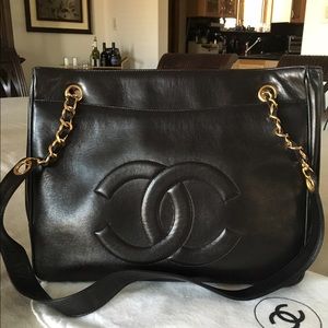 CHANEL LAMBSKIN 12" LEATHER ENVELOPE FLAP SHOULDER