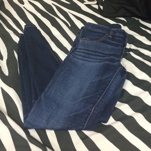 American eagle size 6 regular jegging.