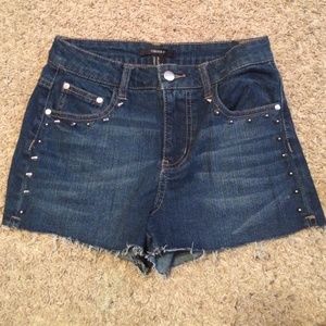 Highwaisted shorts