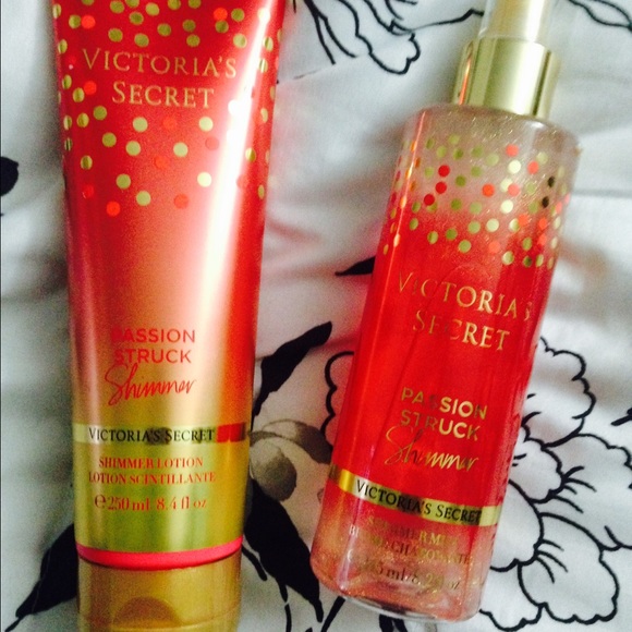 Vs passion struck lotion body spray