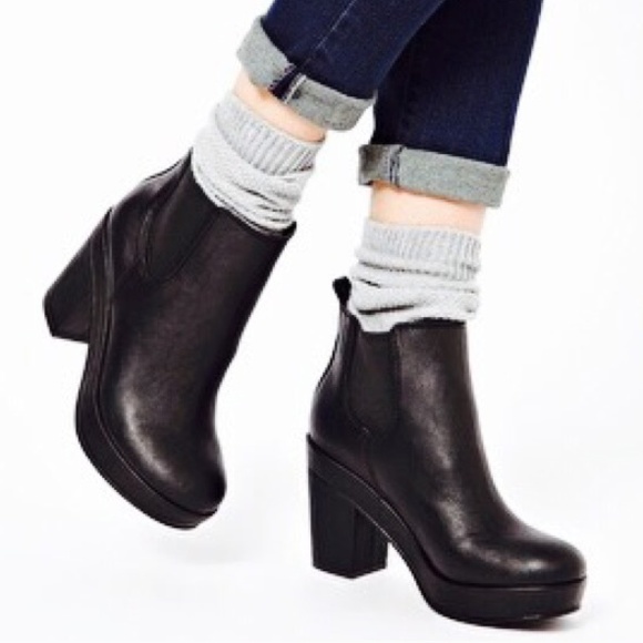 Asos Atlanta Chelsea boots