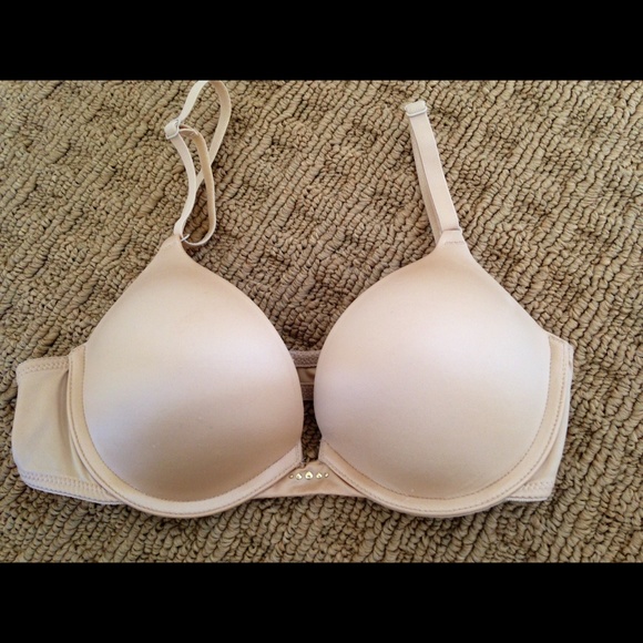 Nude 34A Push Up Bra by MAIDENFORM