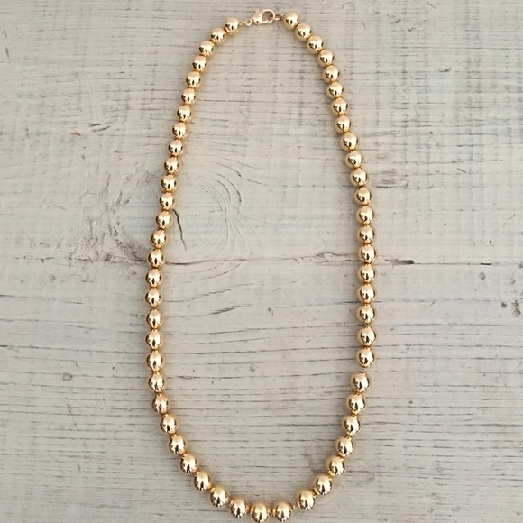 Classic necklace