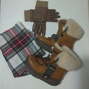 UGG Tinsley Genuine Sheepskin Boot