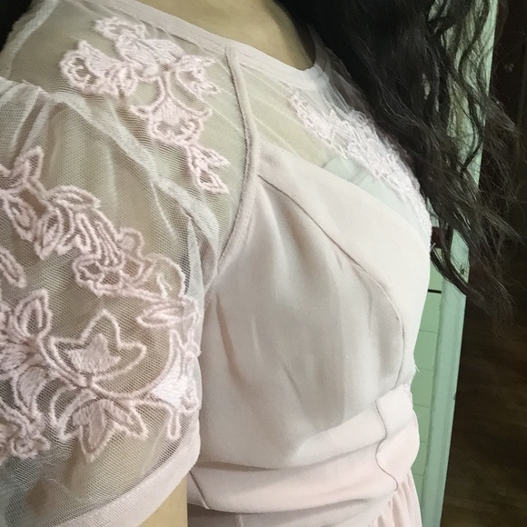 Urban Outfitters cute pink dress - Picture 2 of 4