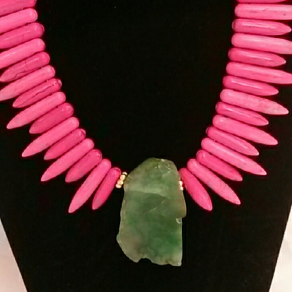 Jade chunk and pink stone spike necklace set - Picture 2 of 2