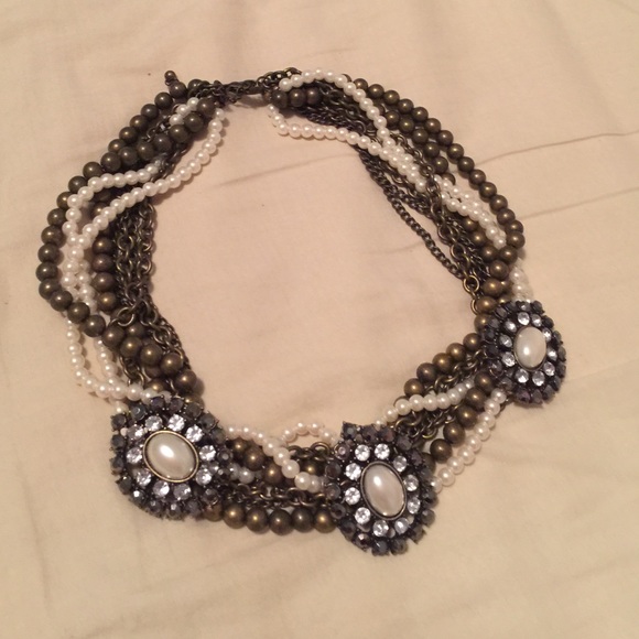 Pearl&multichain statement necklace
