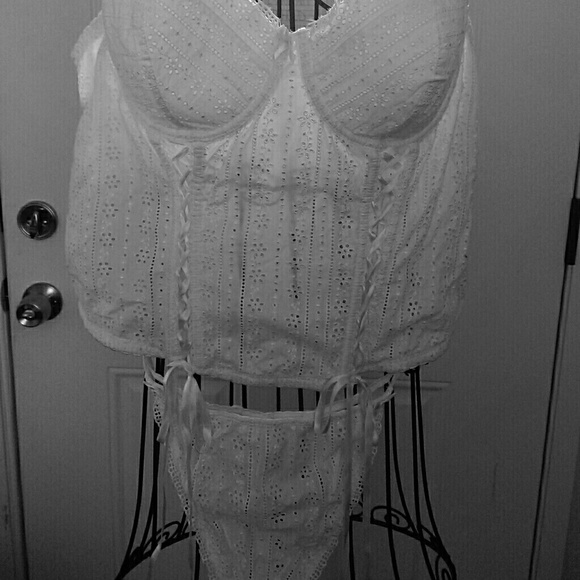 NWT Cacique Bustier and Matching Thong Panty