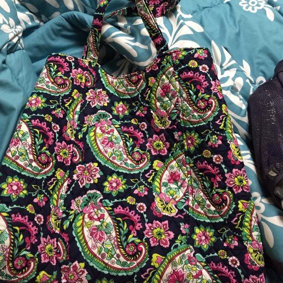 Vera Bradley Tote - Picture 1 of 3