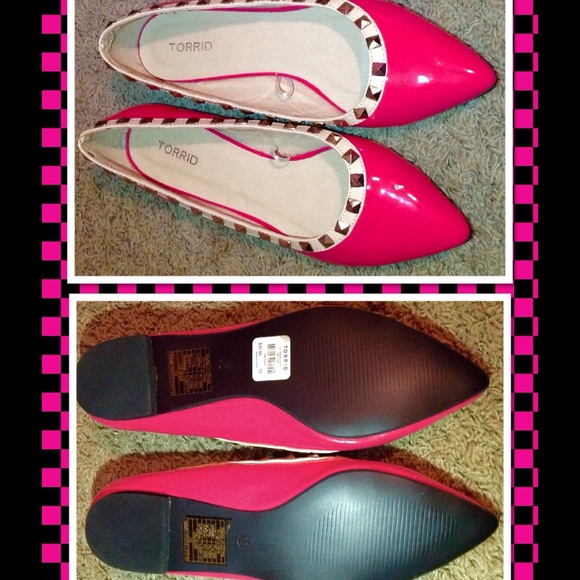 Pink torrid flats