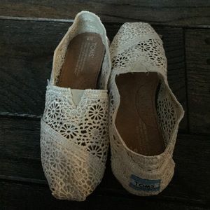 Natural Crochet Women's Classic Toms