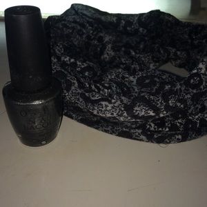 Headband and nail polish set