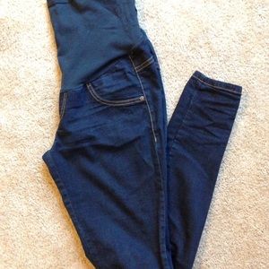 Maternity skinny jeans