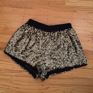 Zara basics gold sequin shorts! Size S