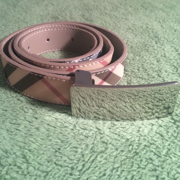 Burberry belt