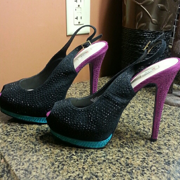 Olsenboye (?) 6" Heels. Size 9