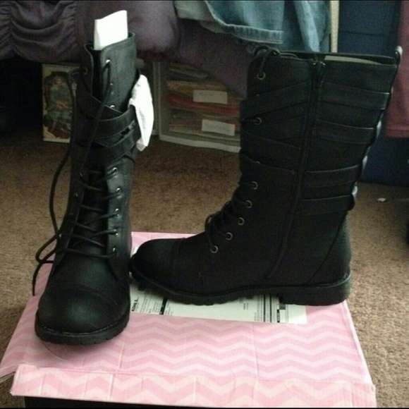 Brand new black combat boots!